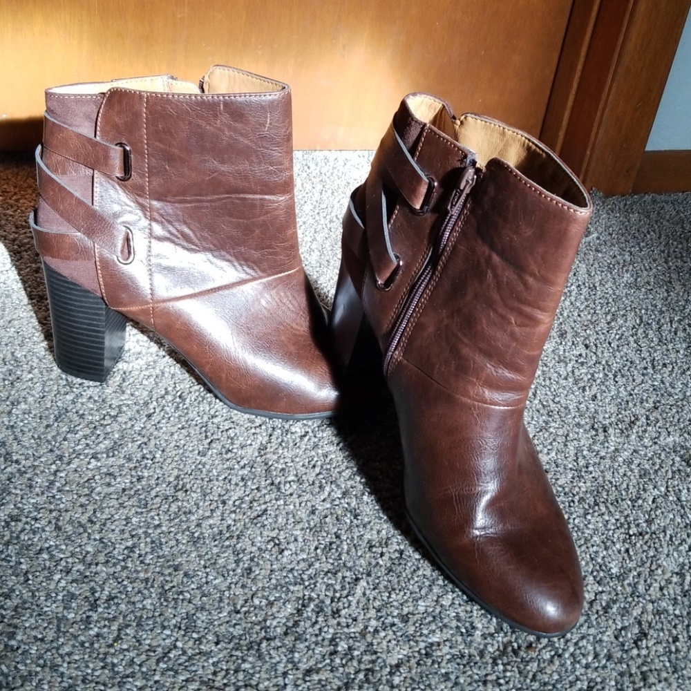 New Comfort Ankle Boots All man made . Size 11M